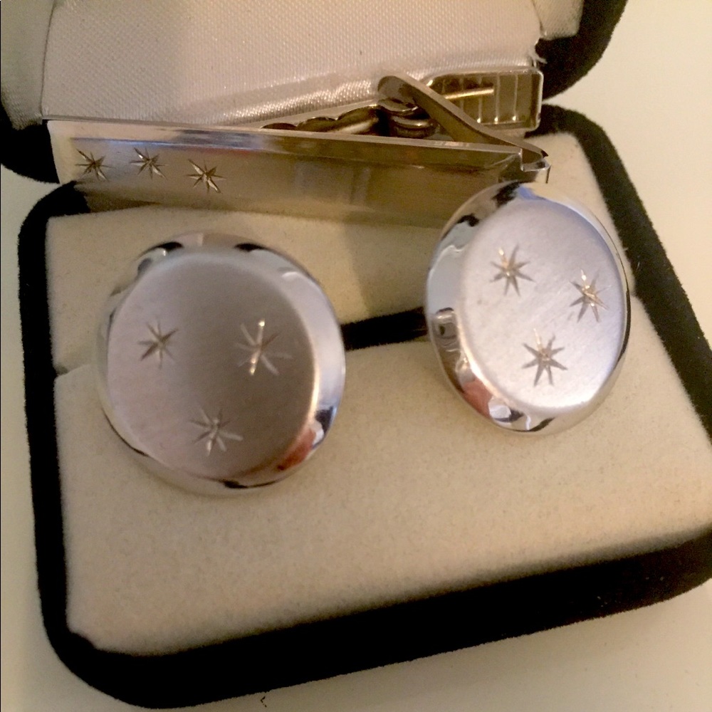 Cuff links & tie clip